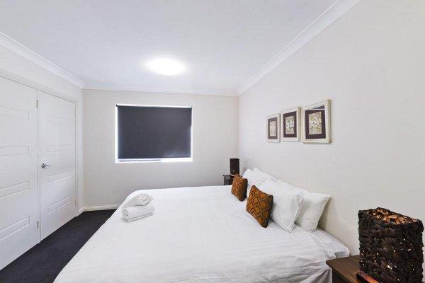 Astina Serviced Apartments - Central Penrith Rum bild