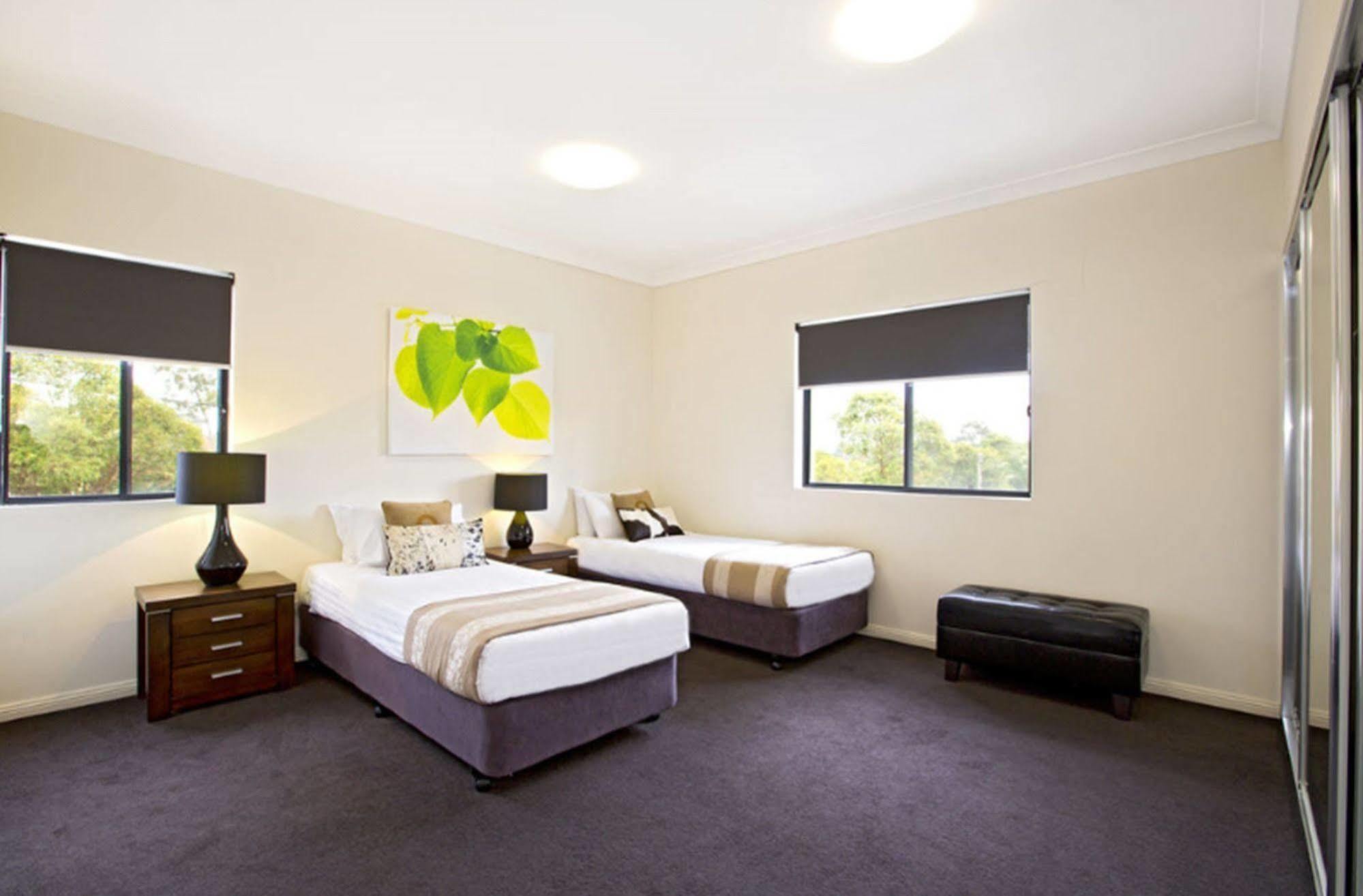 Astina Serviced Apartments - Central Penrith Exteriör bild